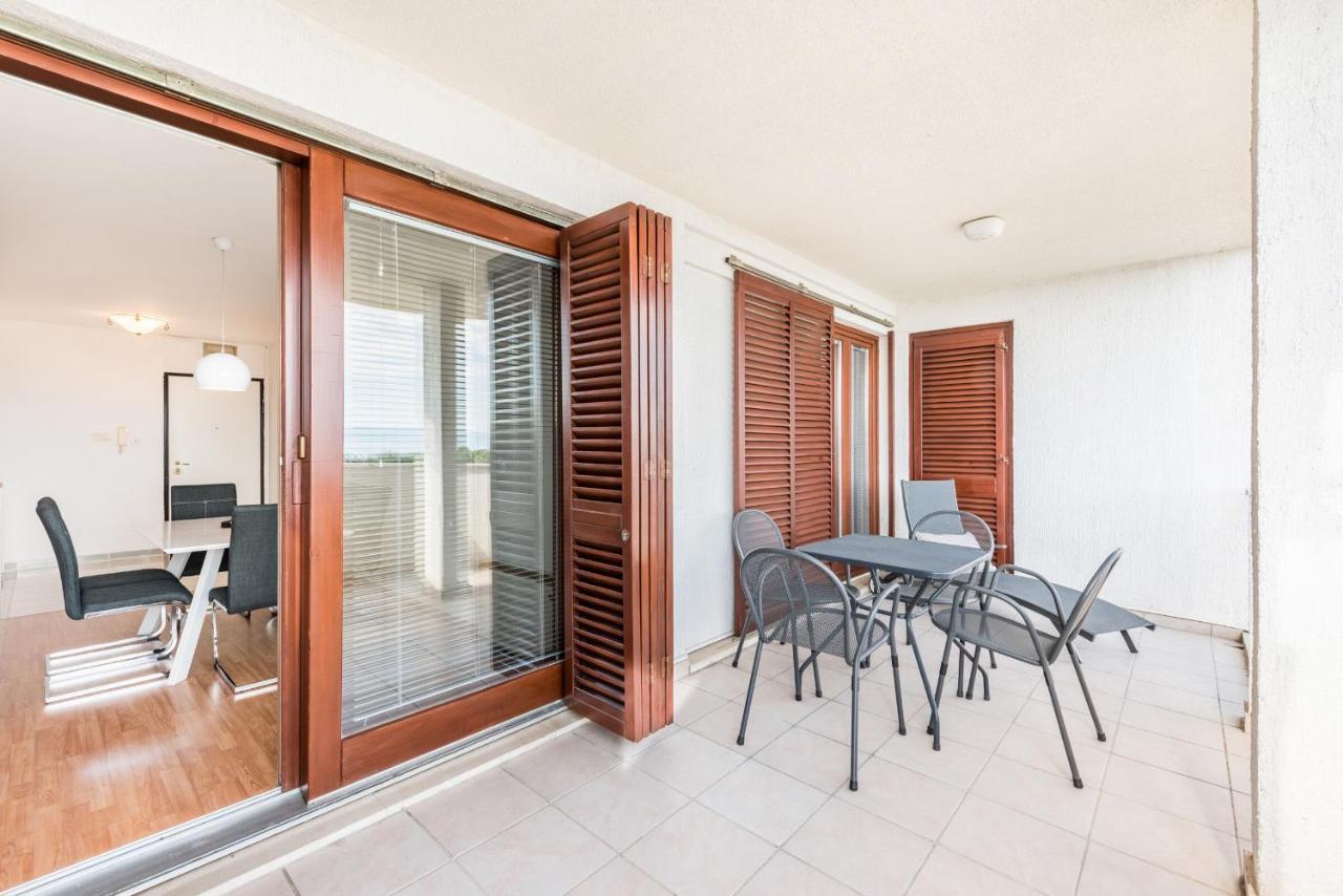 Apartments Mrs Brightside Сплит Экстерьер фото