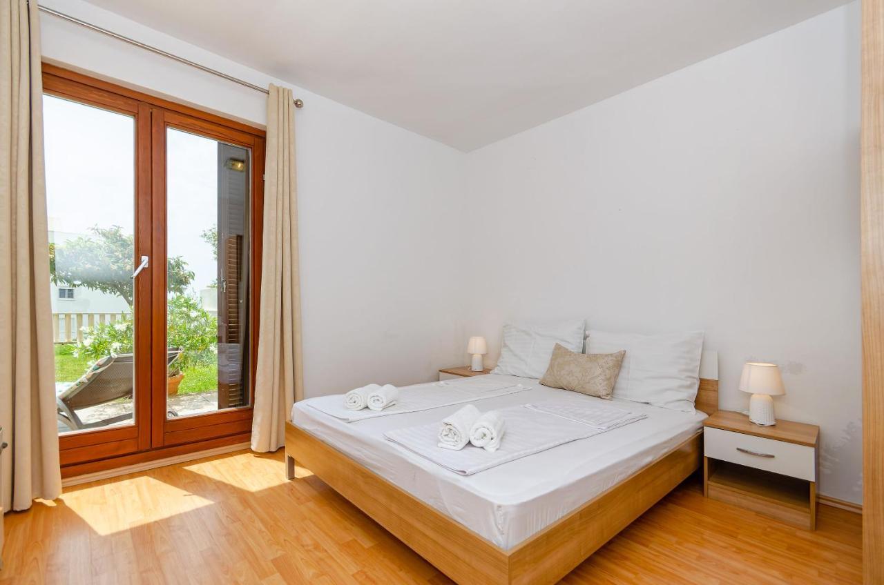 Apartments Mrs Brightside Сплит Экстерьер фото