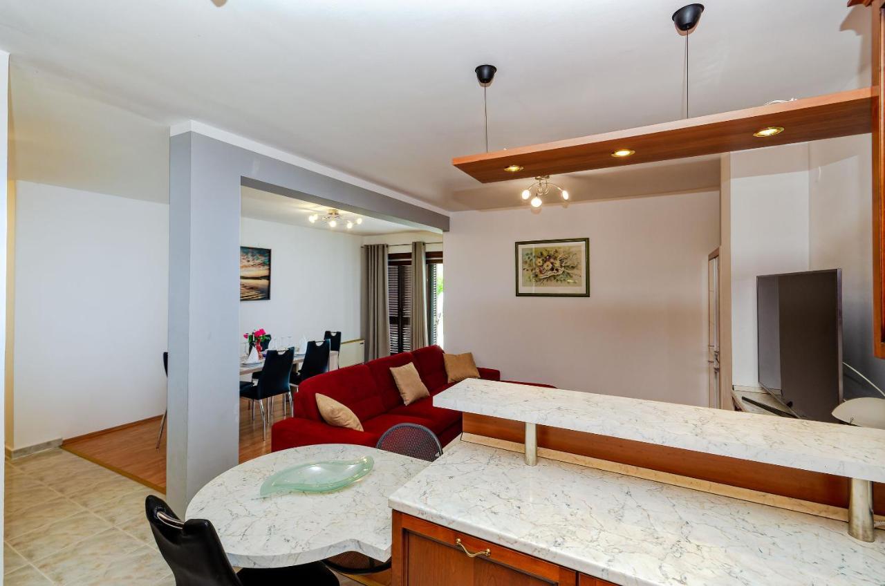 Apartments Mrs Brightside Сплит Экстерьер фото