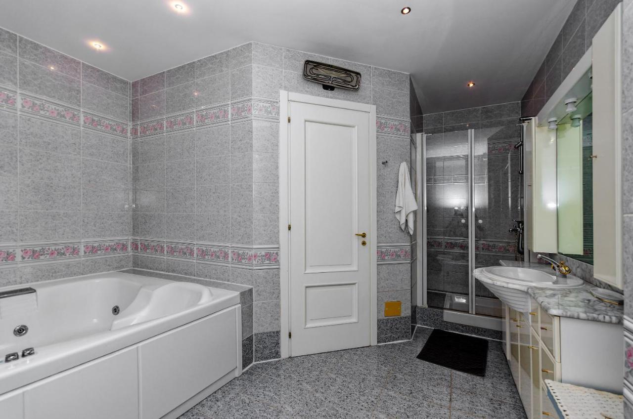 Apartments Mrs Brightside Сплит Экстерьер фото