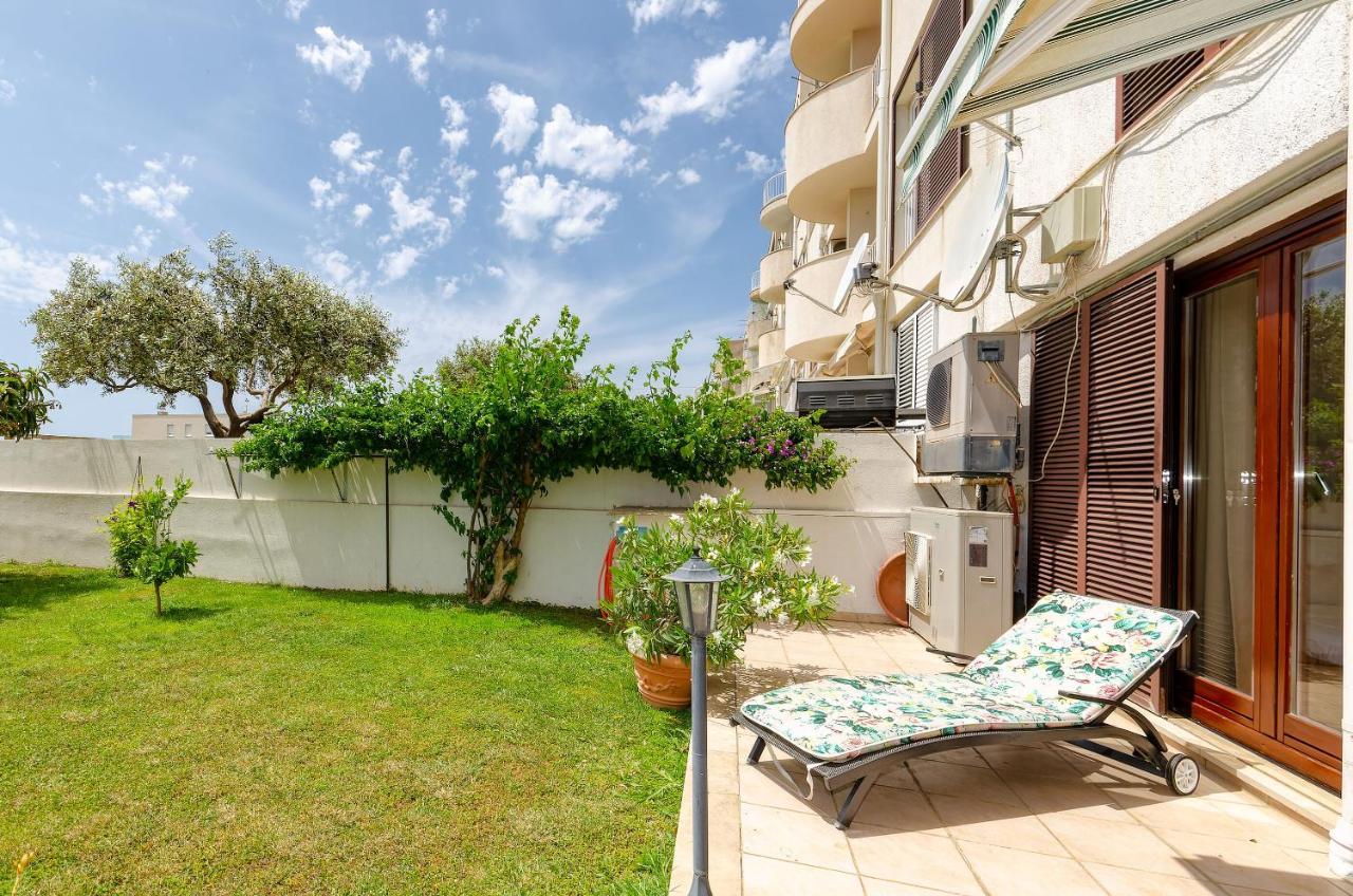 Apartments Mrs Brightside Сплит Экстерьер фото