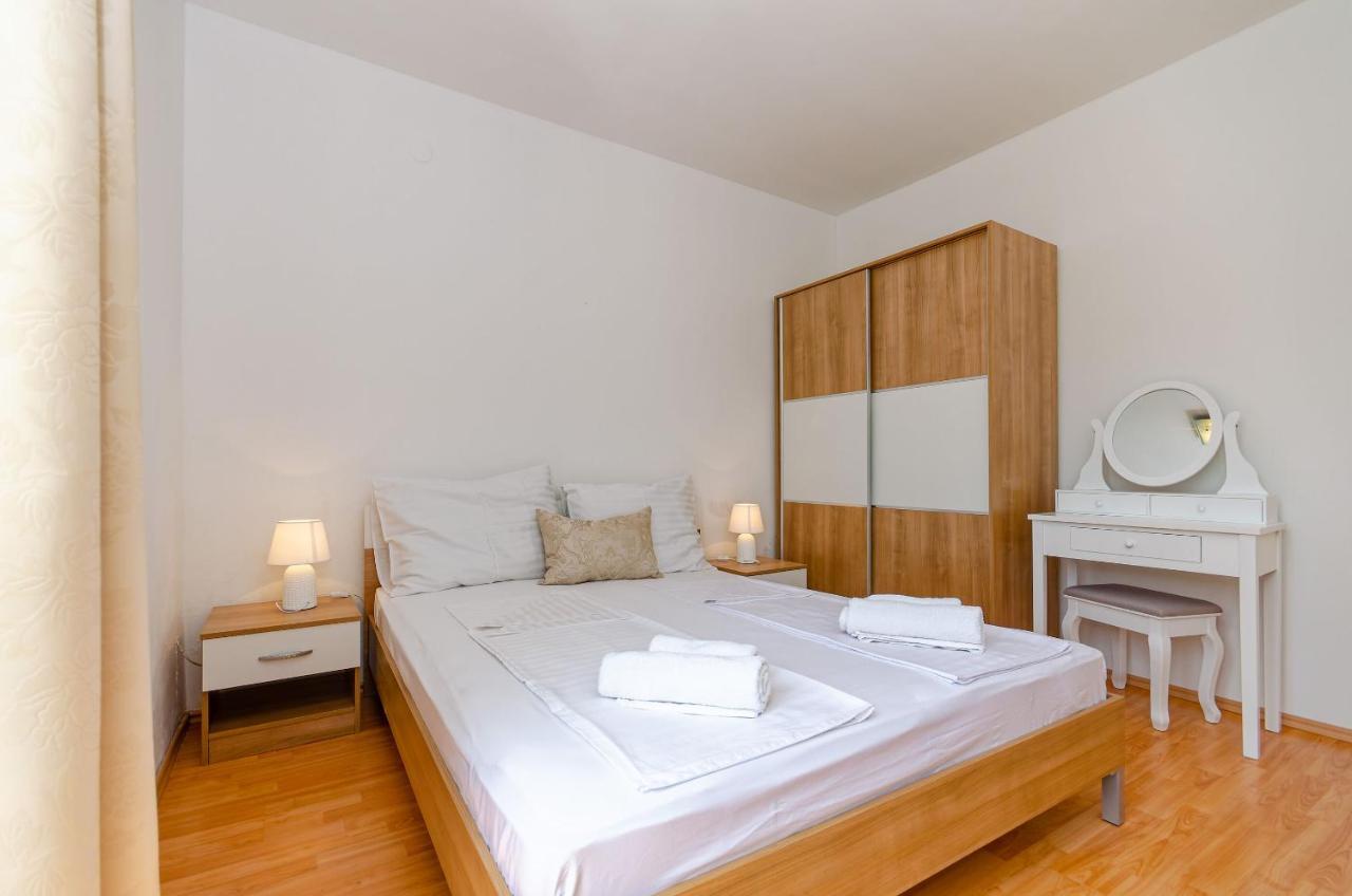 Apartments Mrs Brightside Сплит Экстерьер фото