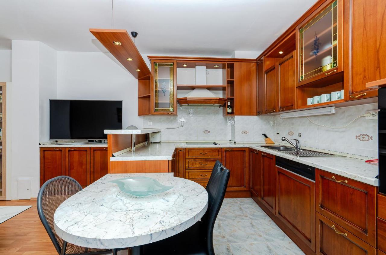 Apartments Mrs Brightside Сплит Экстерьер фото